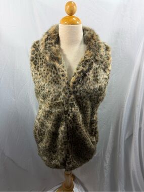 Fabulous Furs Faux Leopard-Print Fur Vest in Tan and Black